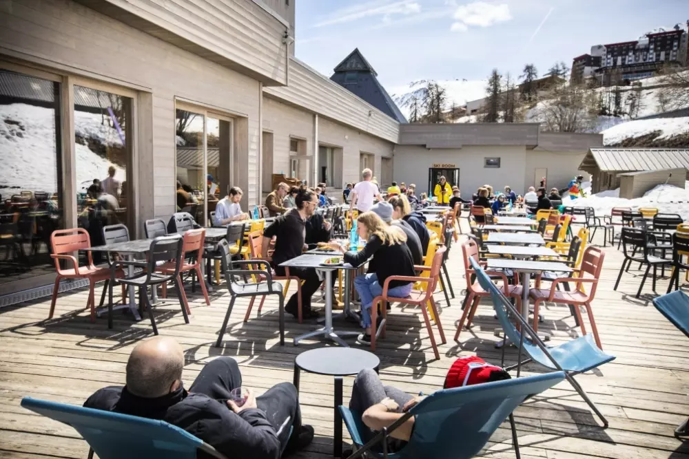 Villaggio Club MMV Plagne 200013 Stelle★★★★★★★★★★★★★ 13 Stelle★★★★★★★★★★★★★ Pensione completa