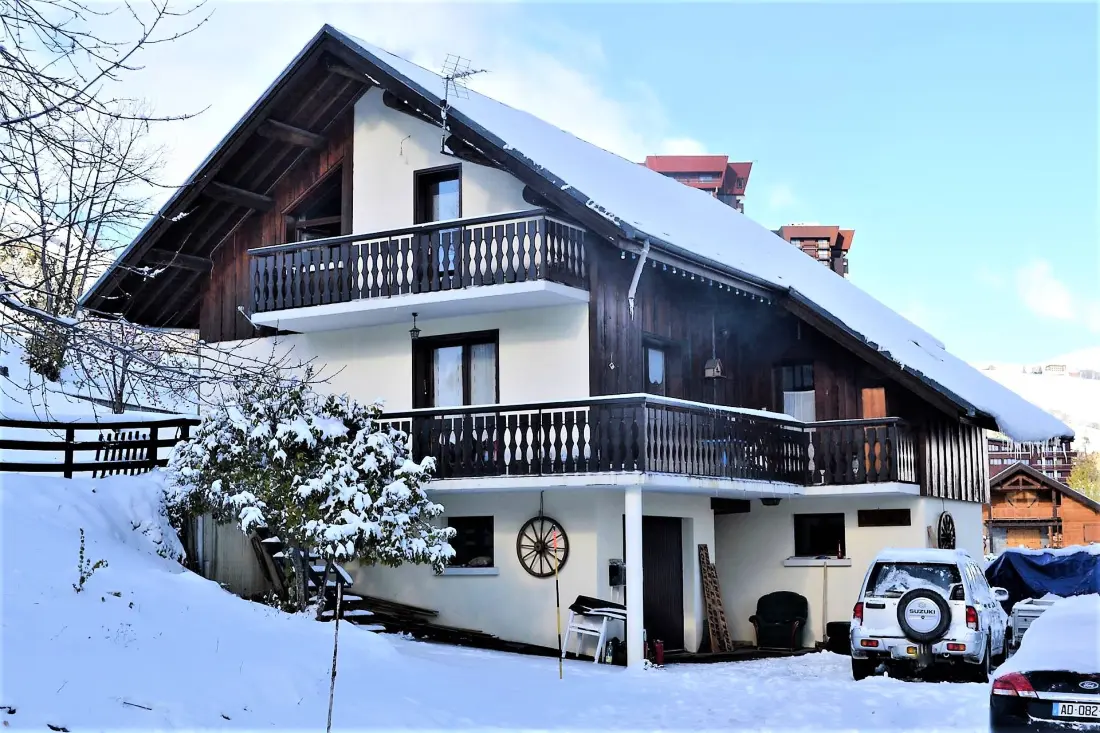 Chalet Genepy