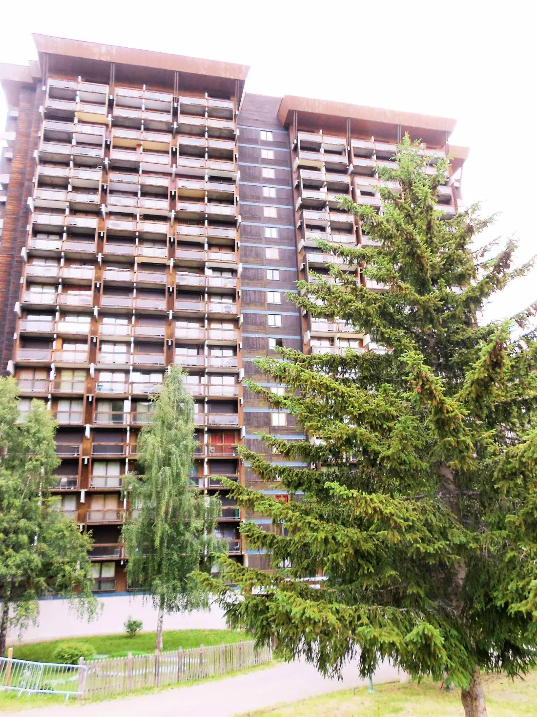 Vanguard Residence