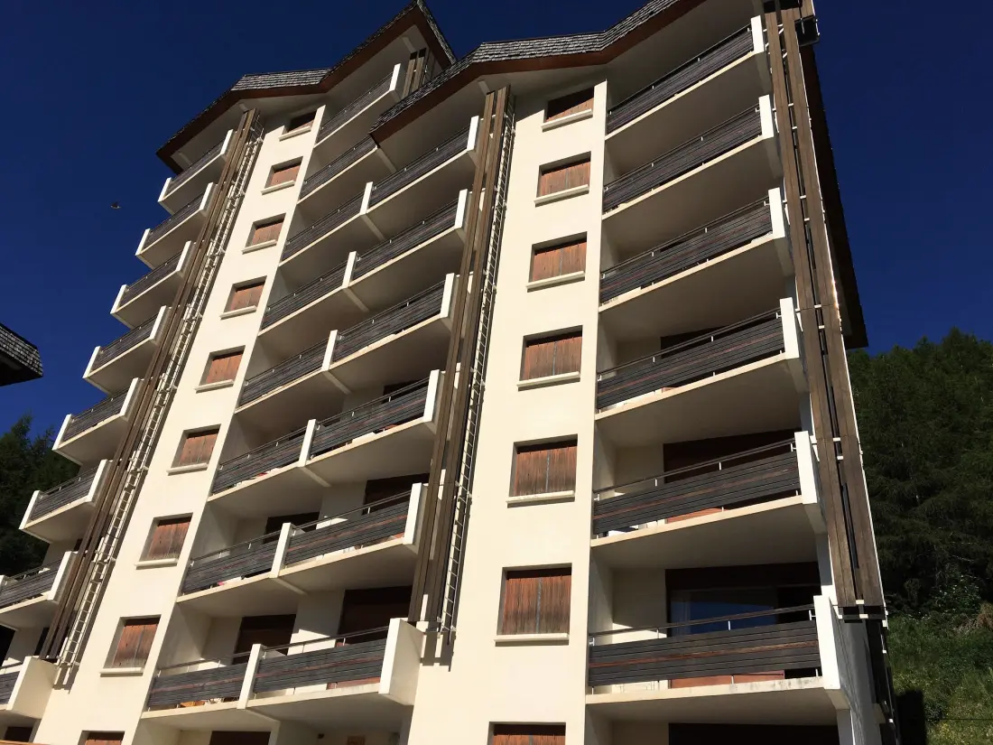 Estaris Ii Residence