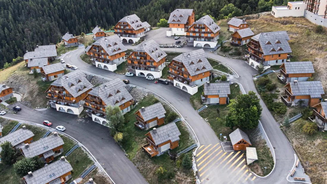 Chalets De Praroustan