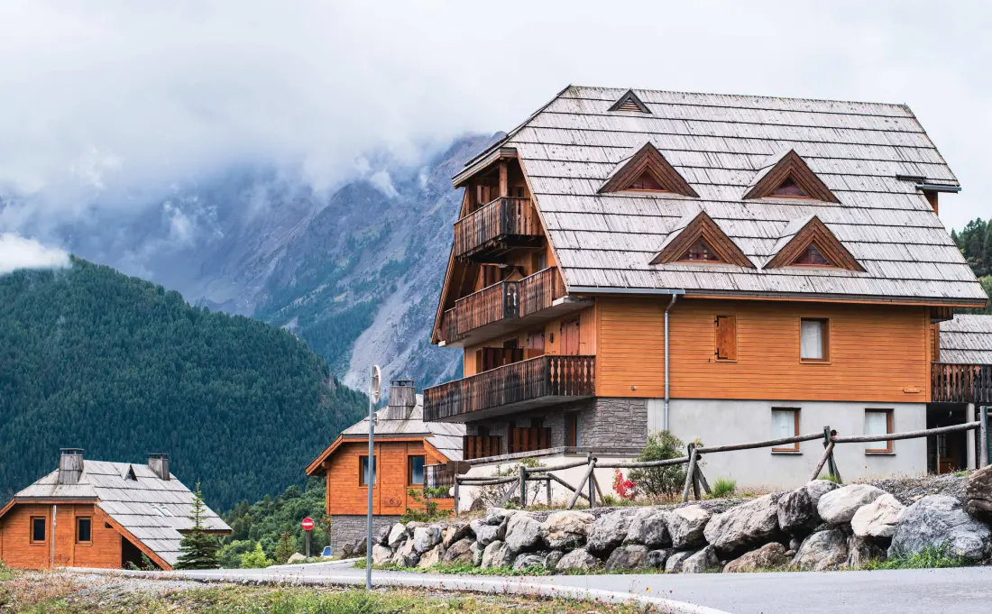 Chalets De Praroustan