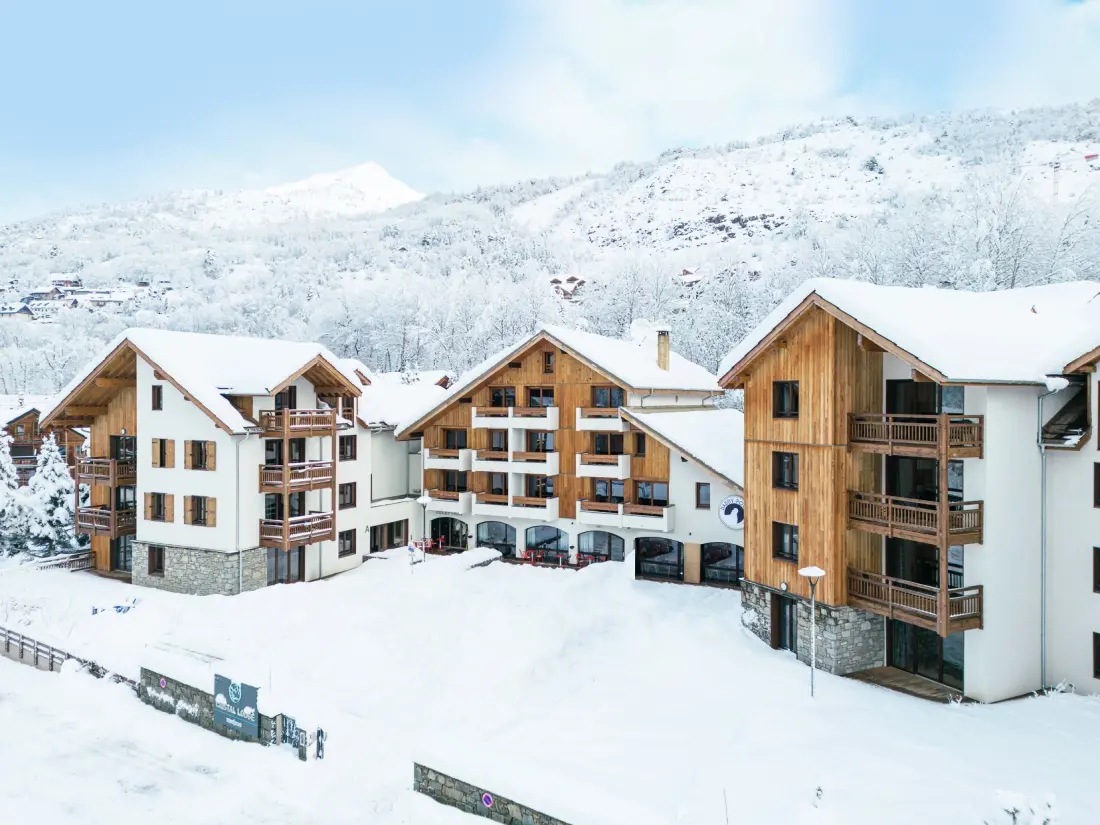 Hotel Terresens Le Cristal Lodge 3 Gwiazdy★★★ 3 Gwiazdy★★★ 3 Gwiazdy★★★