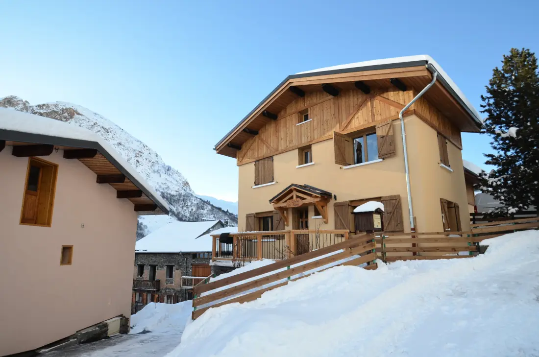 Chalet De Manou