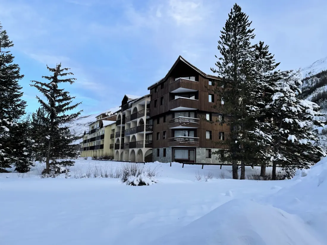 Grand Serre Che B Residence