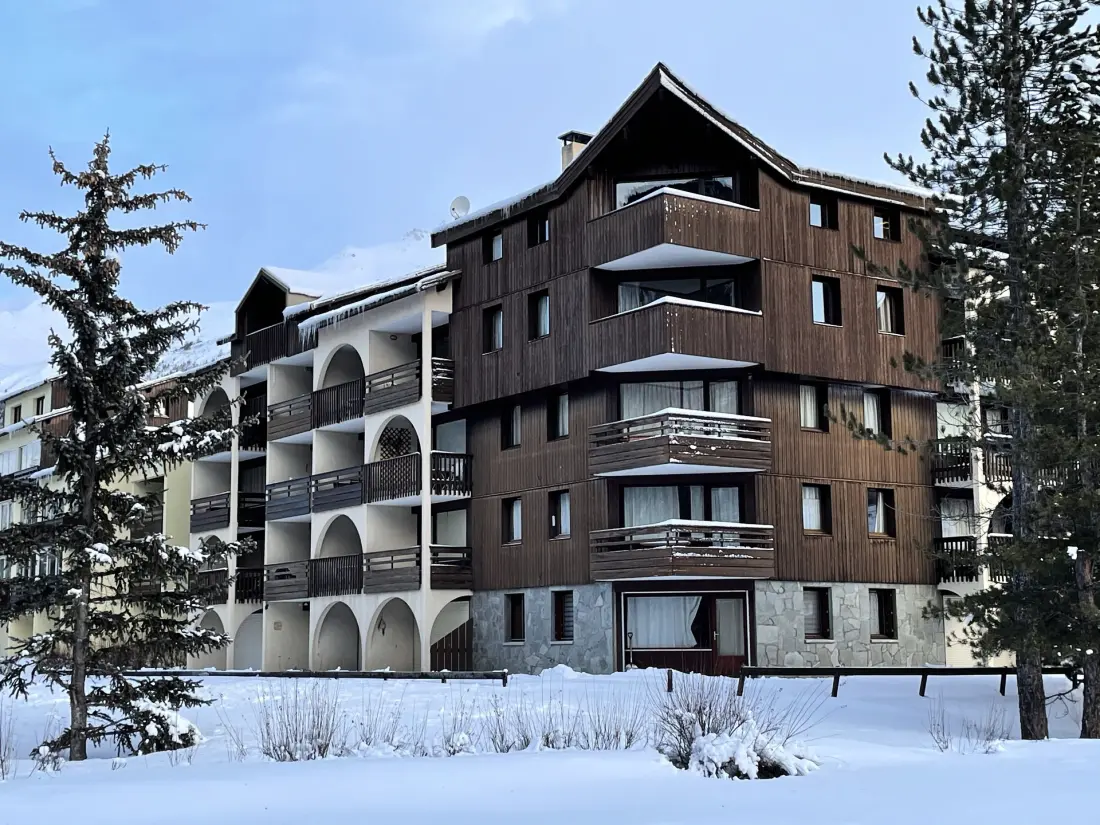 Grand Serre Che B Residence