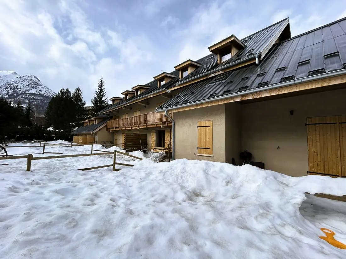 Violaine Residence