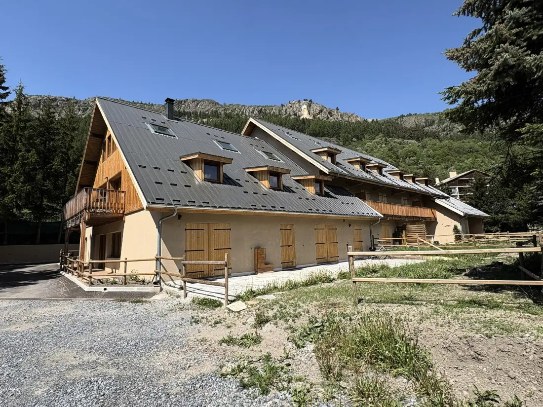 Violaine Residence
