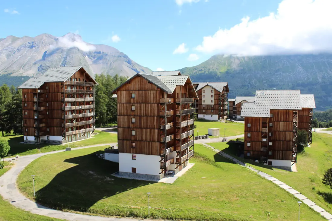 Chalets De Superd Helianthema