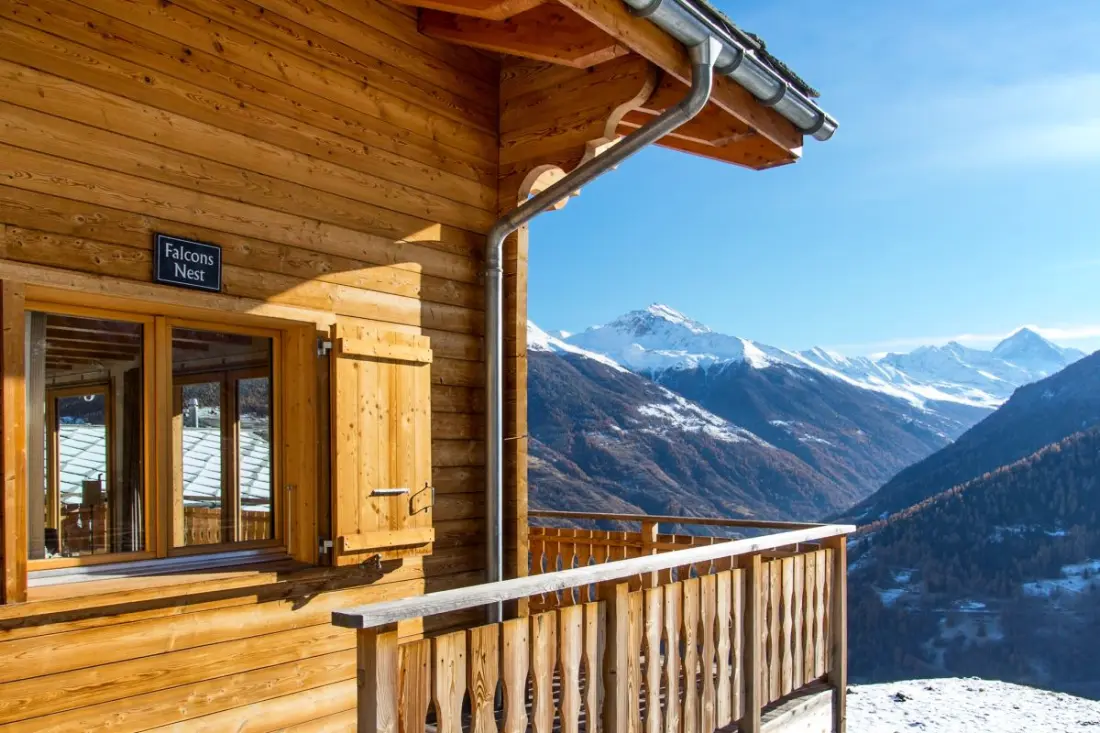 Falcons Nest Chalet