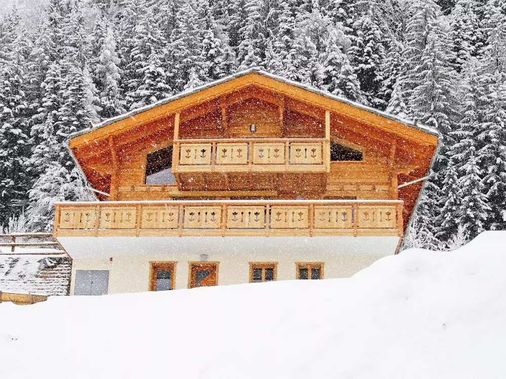 Chalet Greppon White