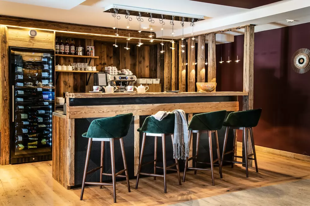 Faház Izia 5 Csillagok★★★★★