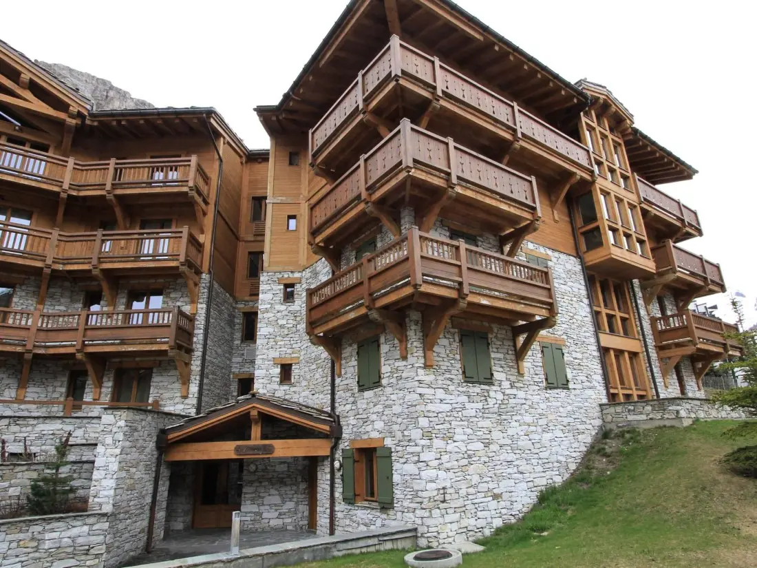 Choucas Residence
