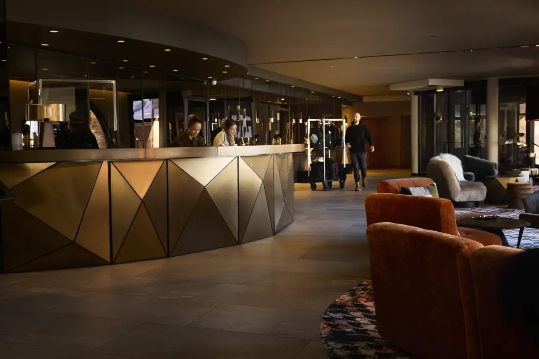 Hôtel Koh-I Nor 5 Csillagok★★★★★