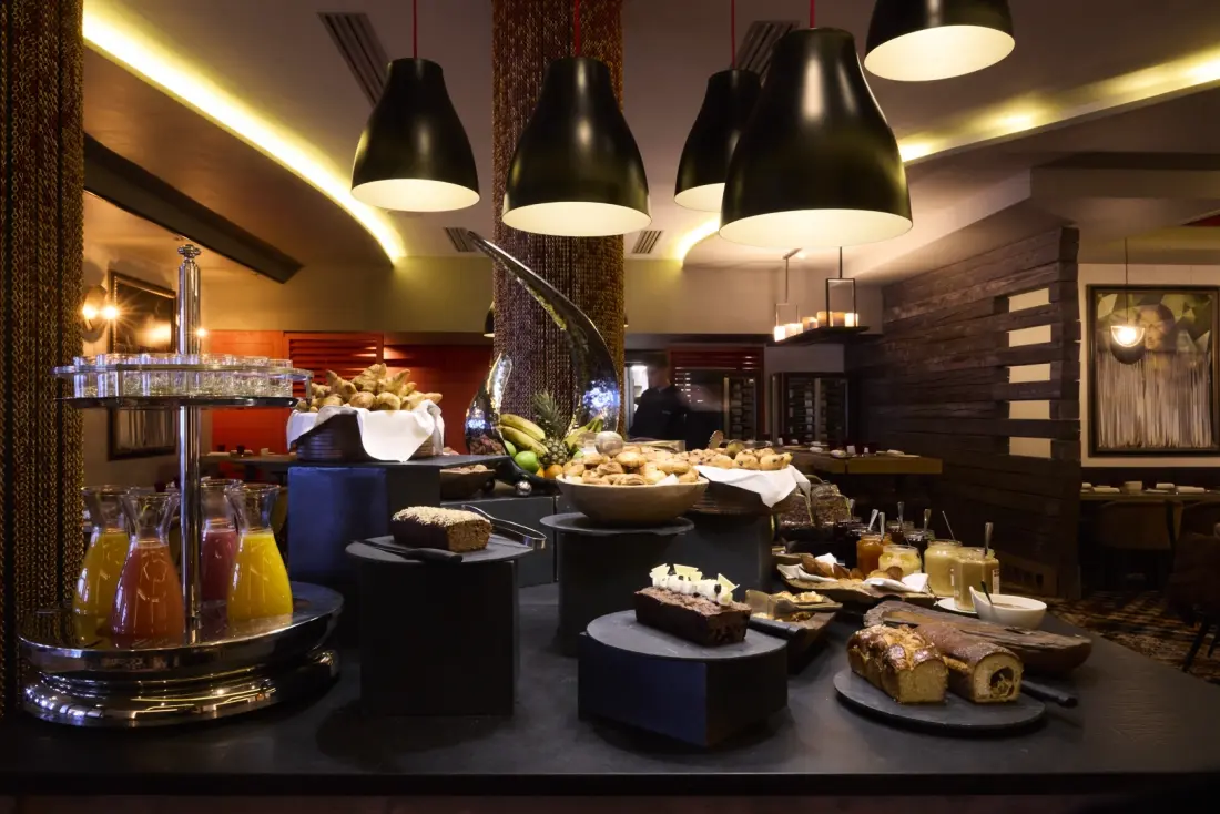 Hôtel Koh-I Nor 5 Csillagok★★★★★