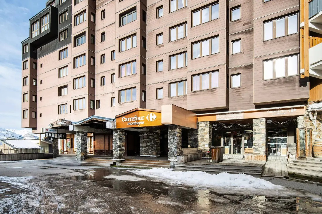 Arcelle Residence