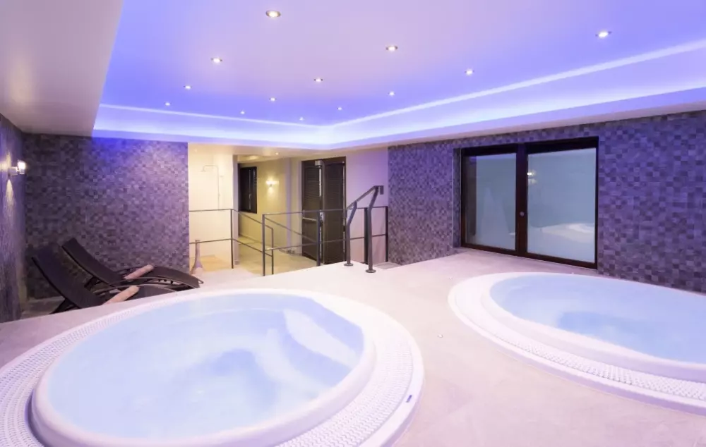 Villaggio Club MMV Les Arolles9 Stelle★★★★★★★★★ Pensione completa