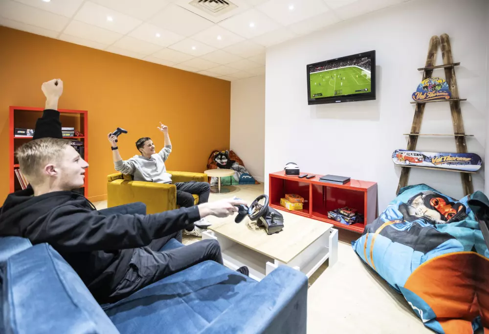 Villaggio Club MMV Les Arolles9 Stelle★★★★★★★★★ Pensione completa