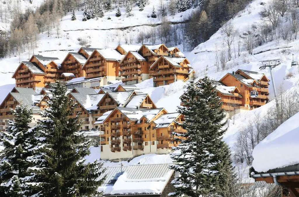 Residence Odalys Le Hameau és Les Chalets de la Vallée d'Or 3 Csillagok★★★