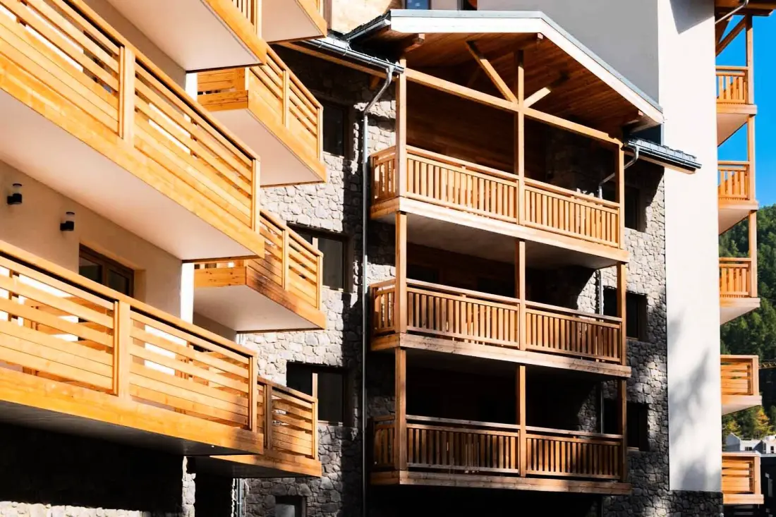 Arya Living Stone Residence