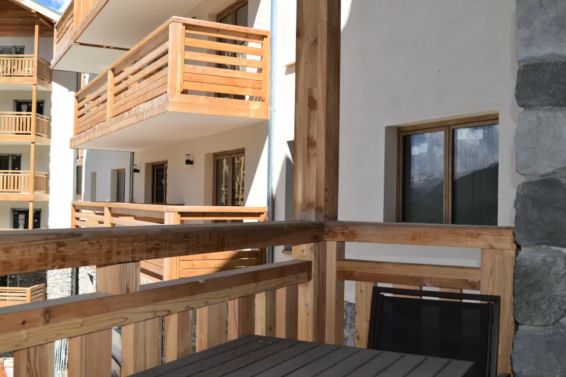 Arya Living Stone Residence